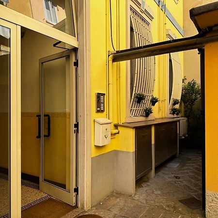 Regina Milano In Verona - Sky Tv, Wifi E Breakfast Box Lejlighed Eksteriør billede
