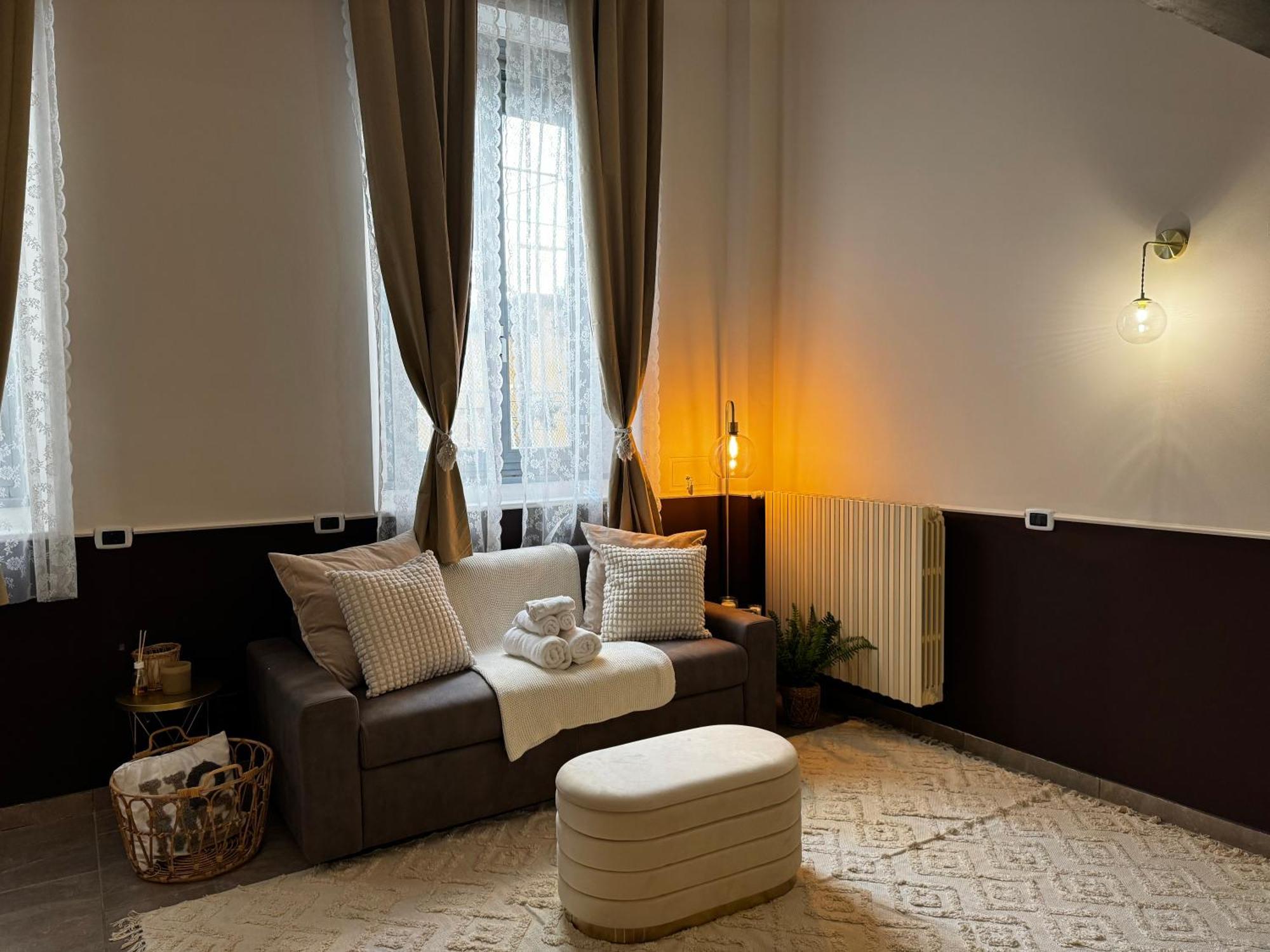 Regina Milano In Verona - Sky Tv, Wifi E Breakfast Box Lejlighed Eksteriør billede